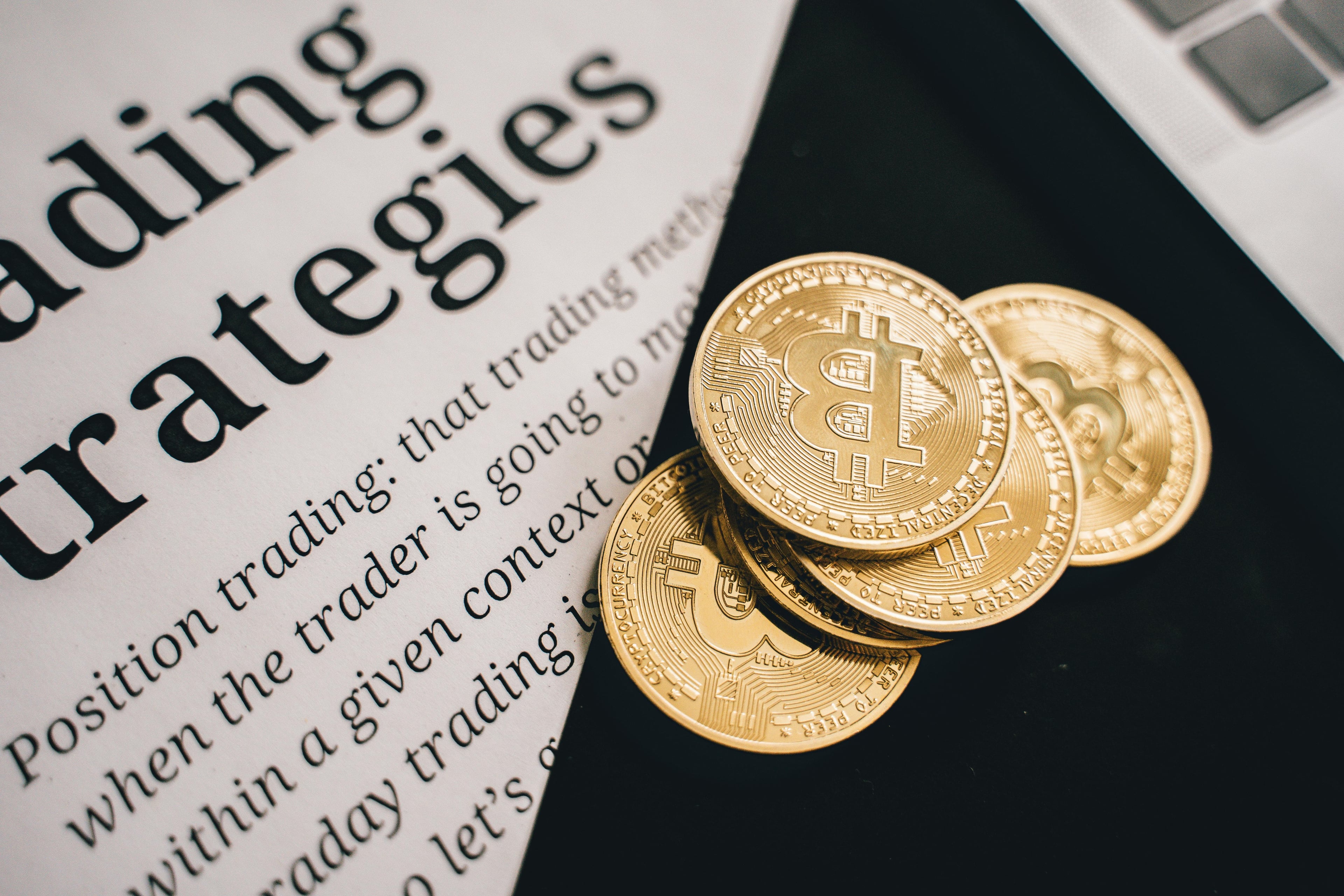 Complete Guide to Decentralized Finance: Understanding DeFi, Investment Strategies, and Market Trends