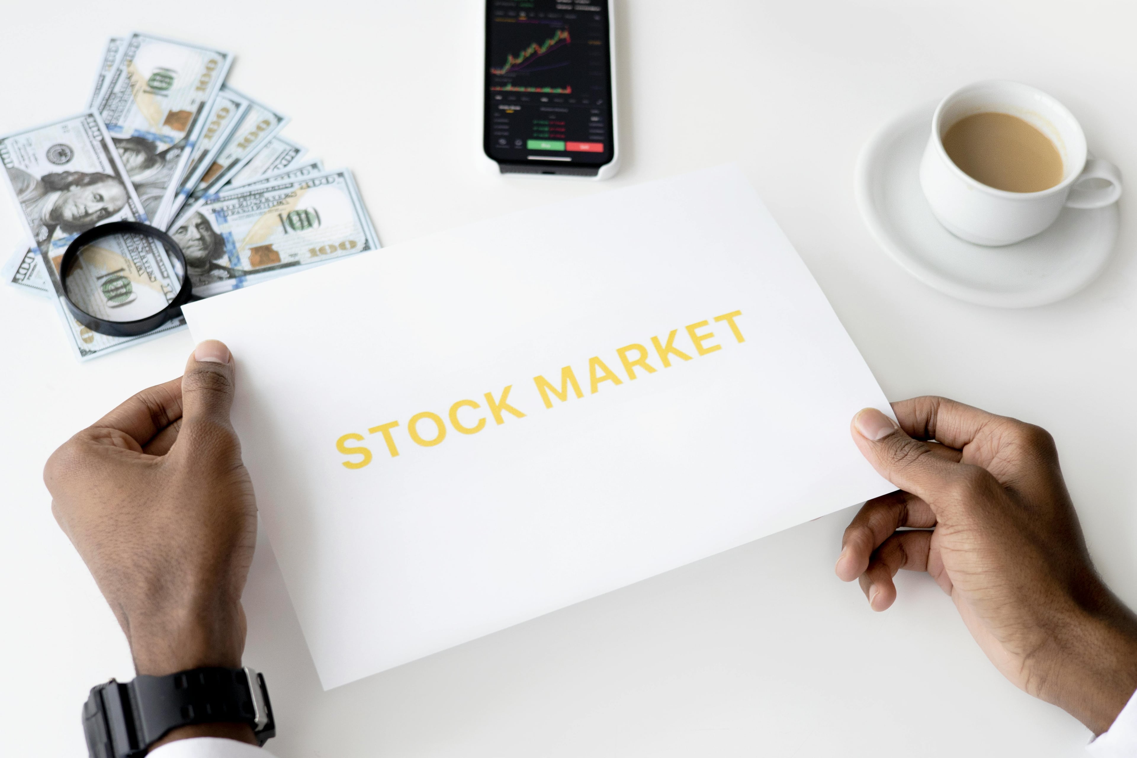 Complete Guide to Long-Term Wealth Building: Strategies for Diversification, Dollar-Cost Averaging, and Quality Investments Explained