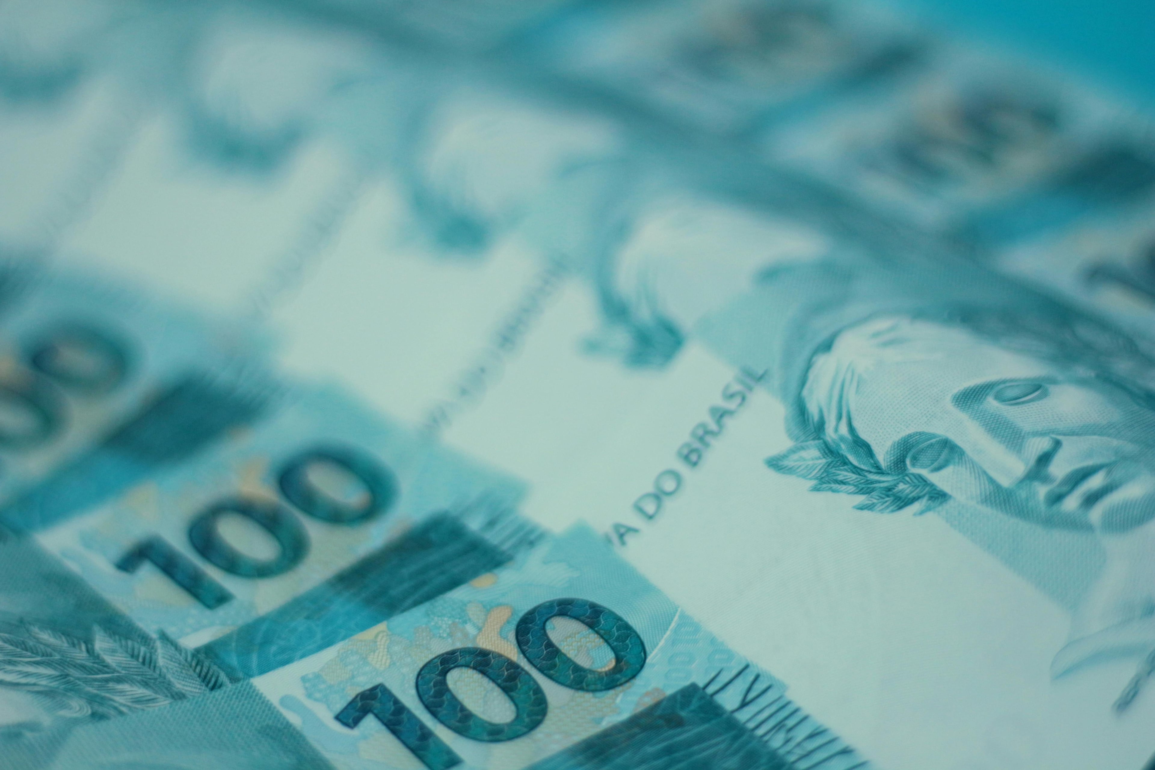 Brazil's Central Bank Defends High Interest Rates to Stab...